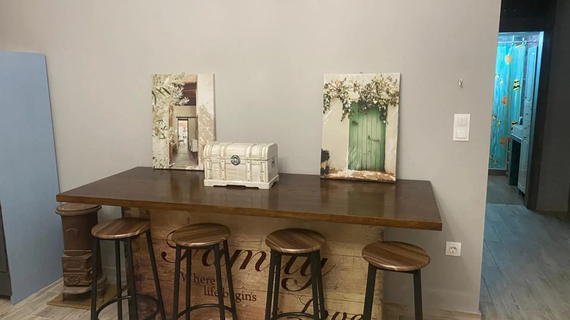 Art Apartment Nea Michaniona 0*,